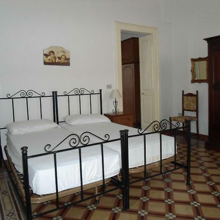 Casa Tipica Di Mirella Villa Santa Maria di Leuca ภายนอก รูปภาพ