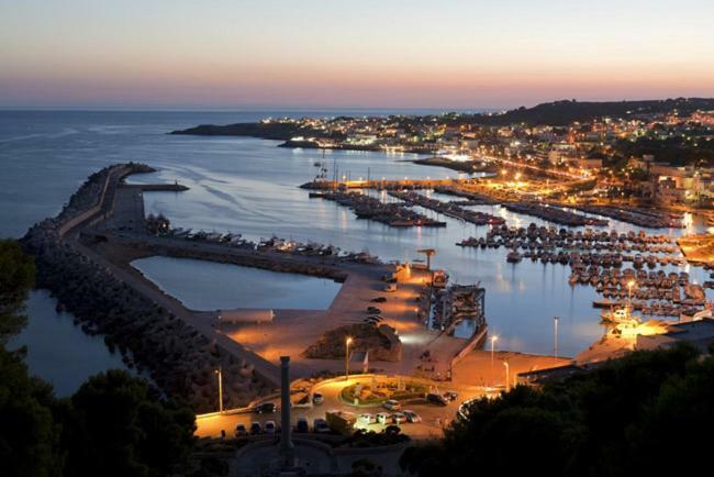 Casa Tipica Di Mirella Villa Santa Maria di Leuca ภายนอก รูปภาพ